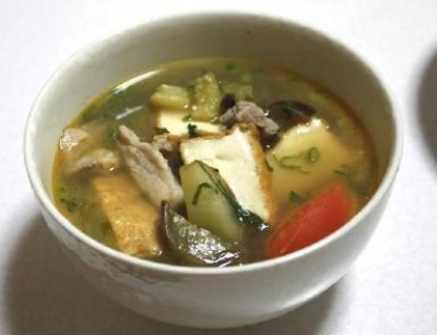 なすと豚肉のスープ