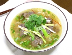 煮込み牛肉のフォー