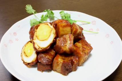 卵と豚角煮