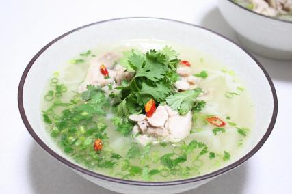 鶏肉のフォー
